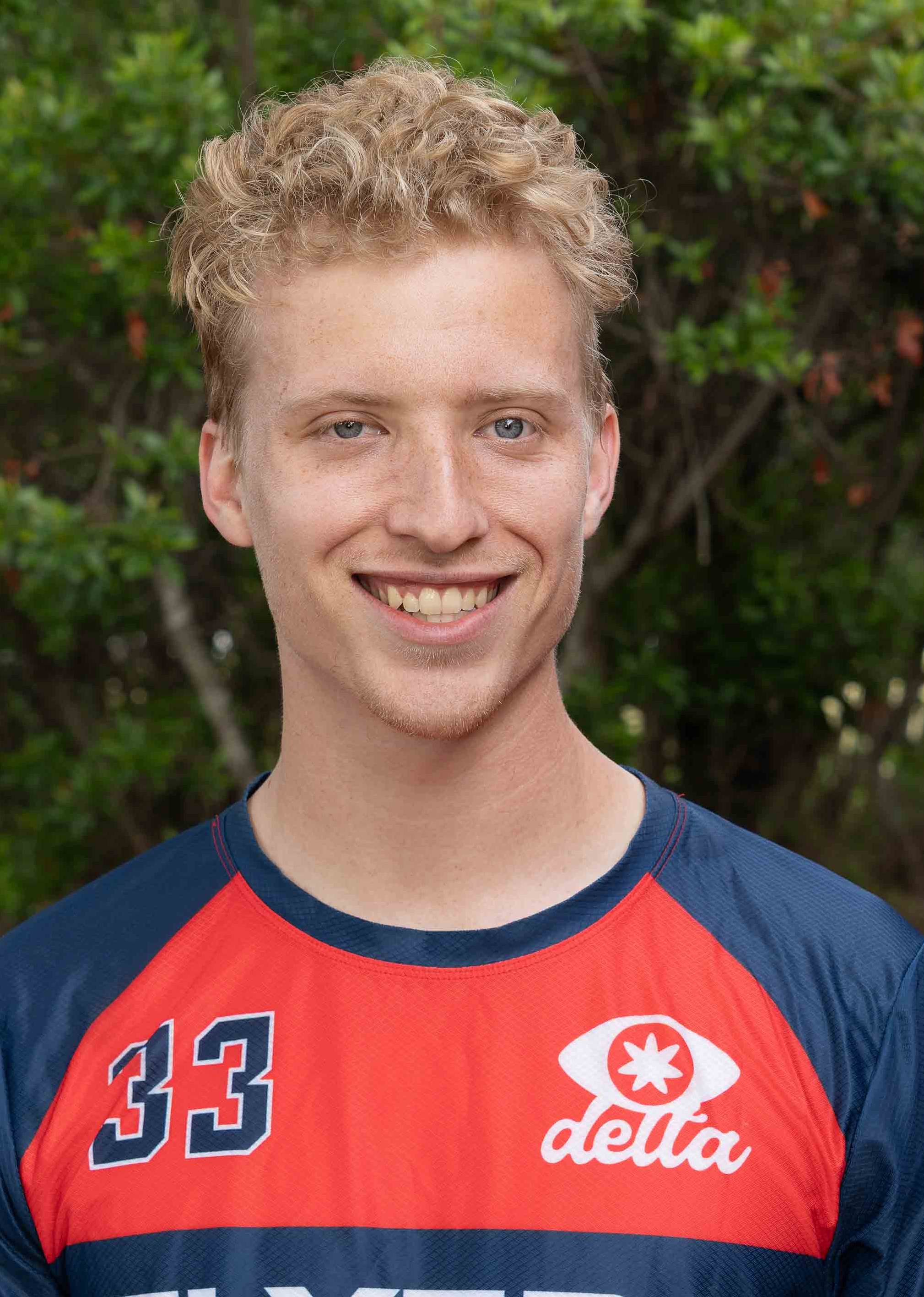Nathan Lyle headshot